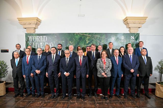 Luis Planas: La Declaración de Córdoba es un legado de futuro para impulsar la sostenibilidad del olivar y el fortalecimiento de las relaciones internacionales - 1, Foto 1