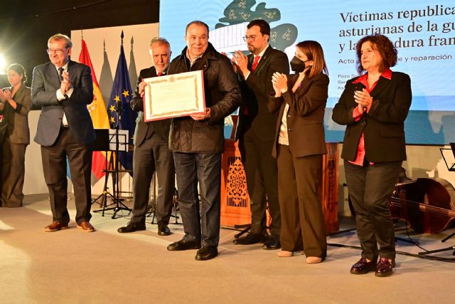 El Gobierno reconoce en Asturias a 70 trabajadoras y trabajadores como víctimas de la Guerra y la dictadura - 1, Foto 1