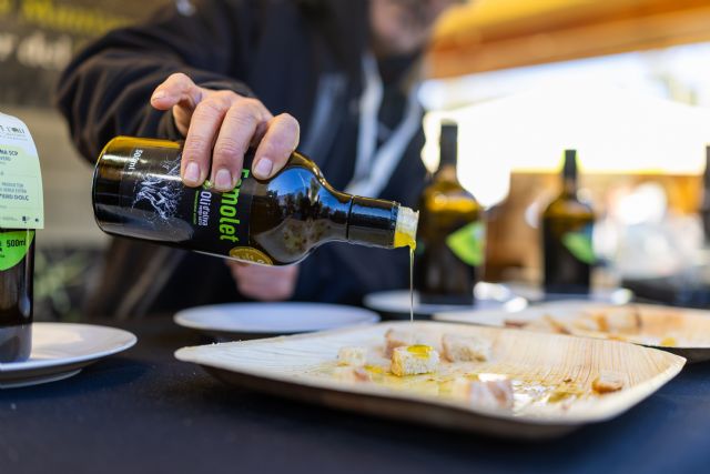 El Mercado del aceite nuevo de Barcelona cierra su primera edición con gran participación ciudadana - 1, Foto 1