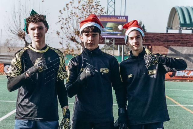 100% Porteros potencia el talento de los jóvenes porteros de la comunidad de Madrid en su Clínic Navideño - 1, Foto 1