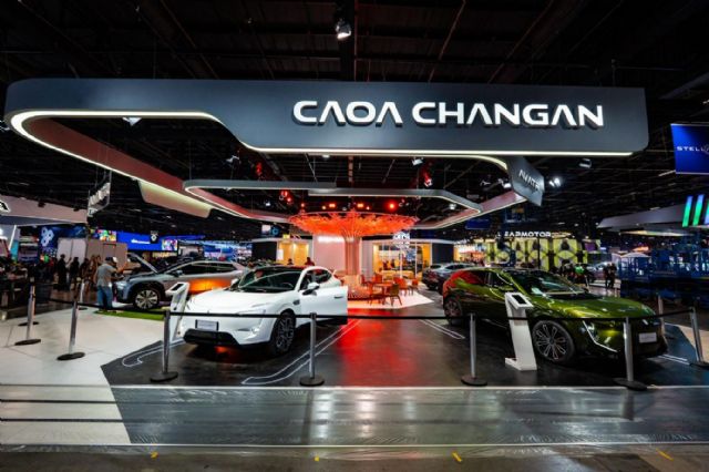 Changan hace su debut oficial en el Salón del Automóvil de São Paulo y lanza su marca en Brasil - 1, Foto 1