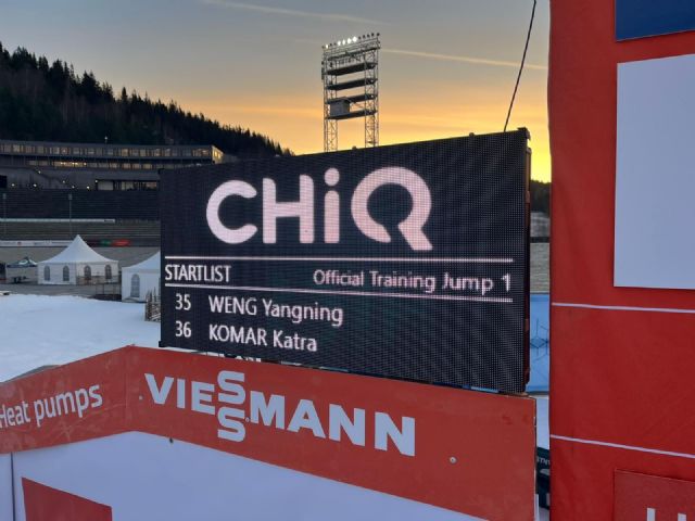 La Copa del Mundo de Salto de Esquí de la FIS se inaugura en Lillehammer con CHiQ como socio oficial - 1, Foto 1