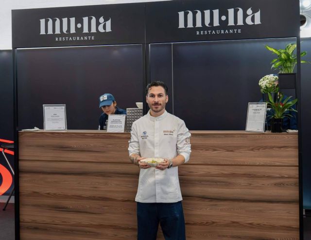 El chef Samuel Naveira llevó la cocina de MUNA a la final de MotoGP - 1, Foto 1