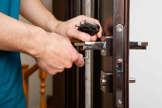 Soluciones urgentes de cerrajería en San Vicente del Raspeig, apertura de puertas y sustitución de cerraduras - 1, Foto 1