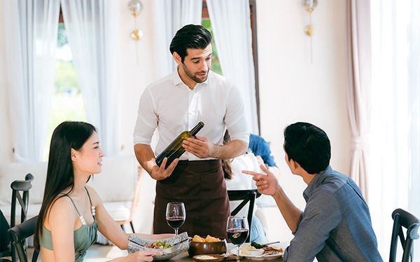 Formación Universitaria presenta su programa online para acceder al Título Oficial de Técnico Superior en Dirección de Servicios de Restauración - 1, Foto 1