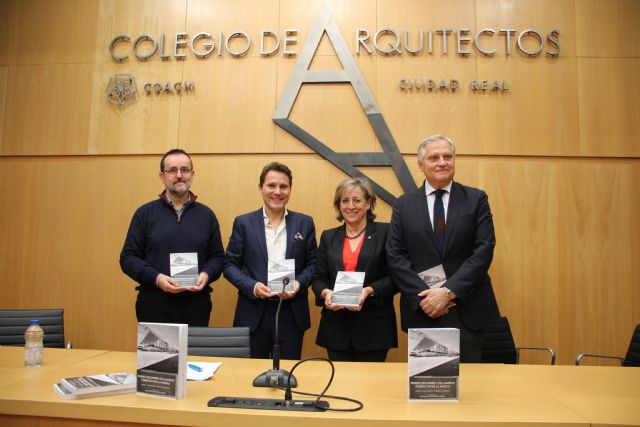 David García-Manzanares presenta, en Ciudad Real, su libro ´Puedes esconder los cuadros, puedes evitar la música´ - 1, Foto 1