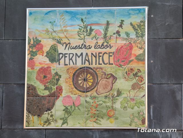 Nuestra labor permanece: Lbor inaugura un mural cermico que honra a la mujer rural y celebra la diversidad - 3