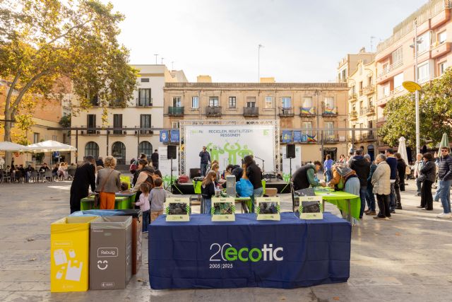 De residuos a instrumentos: éxito del taller musical de ECOTIC en Barcelona - 1, Foto 1