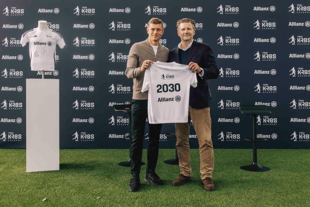 Allianz y Toni Kroos Academy firman una alianza para impulsar el talento futbolístico entre niños y jóvenes - 1, Foto 1