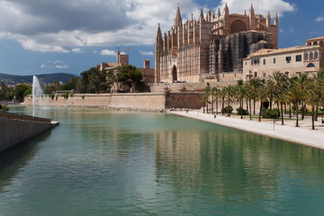 El gasto de los turistas internacionales supera los 118.000 millones de euros hasta octubre, un 7% más que hace un año - 1, Foto 1