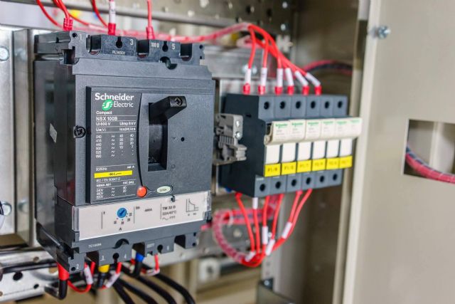 Cadenza Electric ofrece más de mil referencias Schneider Electric con precios competitivos en su tienda online - 1, Foto 1