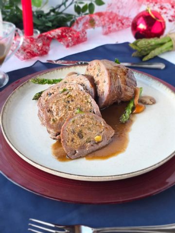 Emcesa viste de gala el lineal cárnico con sus Rellenos de Navidad 2025 - 1, Foto 1