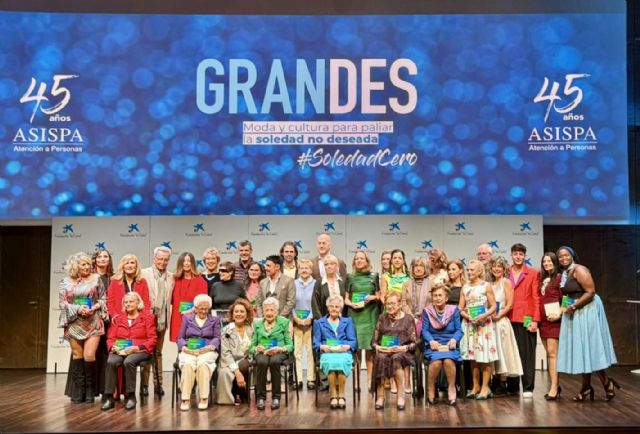 Talento sénior y figuras de la cultura iluminan la presentación del Calendario GRANDES 2026 de ASISPA - 1, Foto 1