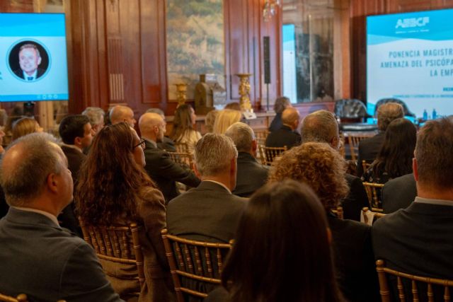 La AEECF reúne a más de 100 expertos y representación institucional para tratar los nuevos desafíos del fraude en España - 1, Foto 1