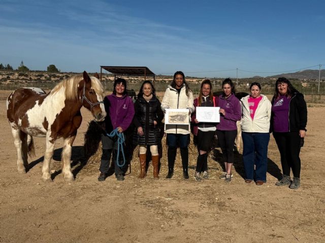 La Fundación Cavalli recibe al Ayuntamiento y presenta sus programas sociales y educativos - 1, Foto 1