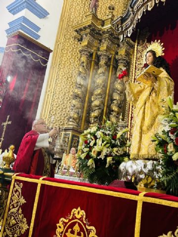 El obispo de la diócesis de Cartagena, José Manuel Lorca Planes, preside la misa en la festividad de la Patrona de Totana, Santa Eulalia de Mérida - 1, Foto 1