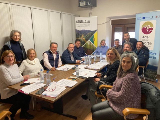 ADEL solicita soluciones urgentes a los cortes de luz e internet tras celebrar su Junta en Cantalojas - 1, Foto 1