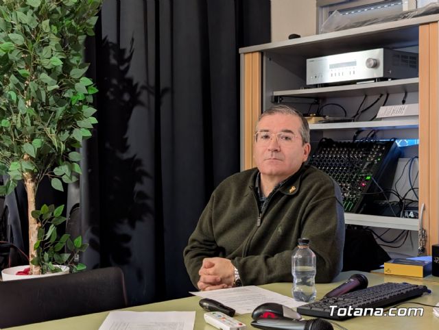 Cuatro aniversarios y un solo coraz�n: El IES Prado Mayor clausura sus celebraciones hist�ricas en Totana - 16