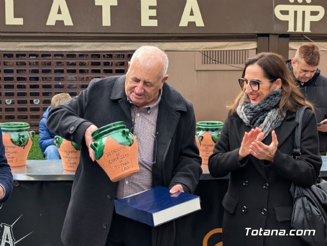 Totana rinde un sentido homenaje a Paco de las Tinajas durante el IV Encuentro de Cuadrillas de Pascua - 3