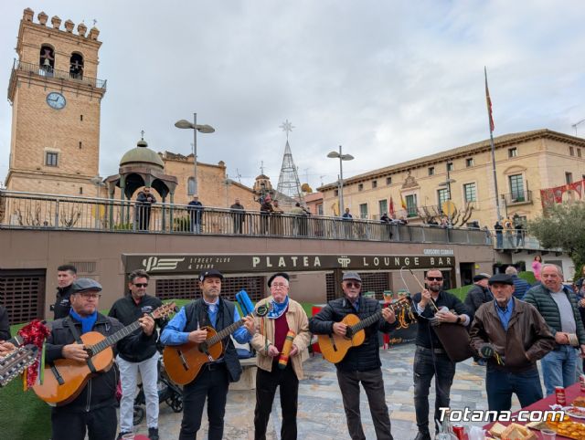 Totana rinde un sentido homenaje a Paco de las Tinajas durante el IV Encuentro de Cuadrillas de Pascua - 8
