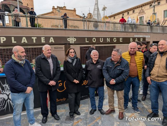 Totana rinde un sentido homenaje a Paco de las Tinajas durante el IV Encuentro de Cuadrillas de Pascua - 10