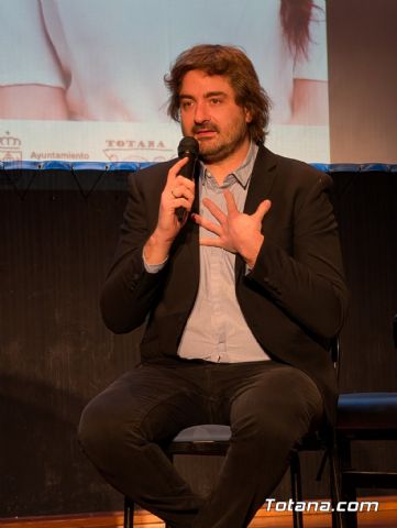 La pianista totanera Mar�a �ngeles Ayala presenta su primer disco en solitario �Miroirs de l