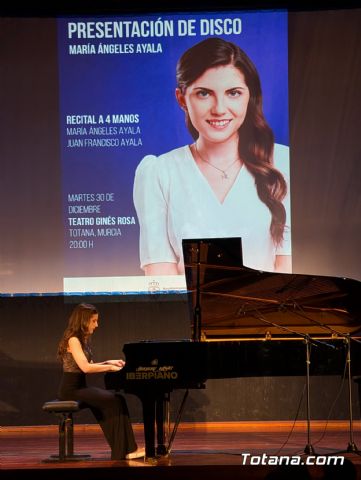 La pianista totanera Mar�a �ngeles Ayala presenta su primer disco en solitario �Miroirs de l