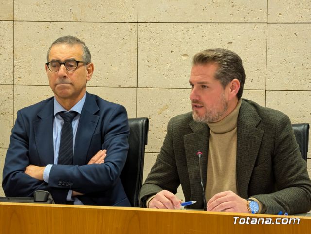 Totana y la Universidad de Murcia refuerzan su alianza con la renovaci�n de la Sede Permanente y un nuevo �rgano de gesti�n - 7