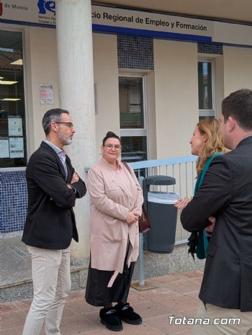 156 trabajadores agr�colas de Totana acceden a empleo p�blico en temporada baja a trav�s del SEF - 6