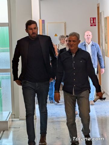 Crisis en Vox Totana: Marcos Cano dimite, entrega su acta de concejal y abandona el partido junto a su equipo - 1