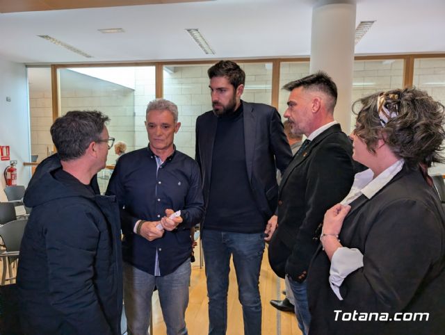 Crisis en Vox Totana: Marcos Cano dimite, entrega su acta de concejal y abandona el partido junto a su equipo - 12