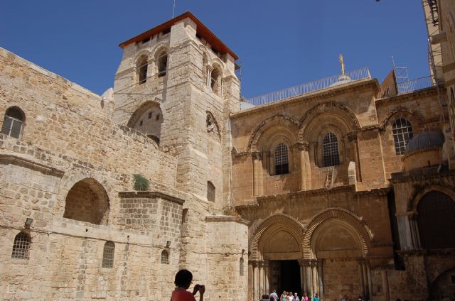 Entre madera y eternidad: la restauraci�n de las puertas del Santo Sepulcro de Jerusal�n - 1