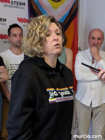 STERM y los colectivos LGTBIQ+ de Murcia exigen el cumplimiento inmediato de la Ley Trans en las aulas y presentan un protocolo completo ante el silencio de la Consejer�a de Educaci�n - 3