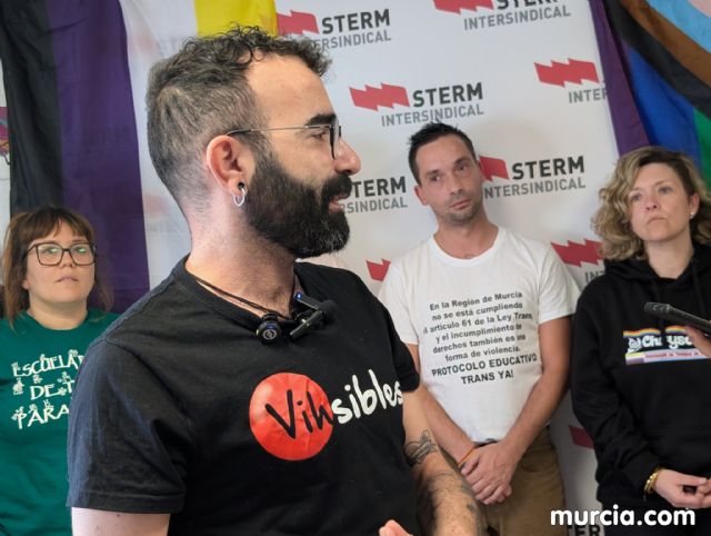 STERM y los colectivos LGTBIQ+ de Murcia exigen el cumplimiento inmediato de la Ley Trans en las aulas y presentan un protocolo completo ante el silencio de la Consejer�a de Educaci�n - 12