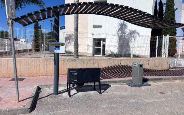 San Javier instala cuatro estaciones p�blicas de recarga de patinetes y bicicletas el�ctricas