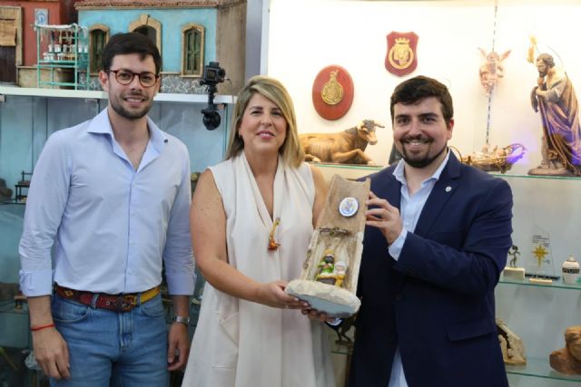Cartagena refuerza el trabajo de la Asociaci�n Belenista con la apertura de su nueva sede-taller