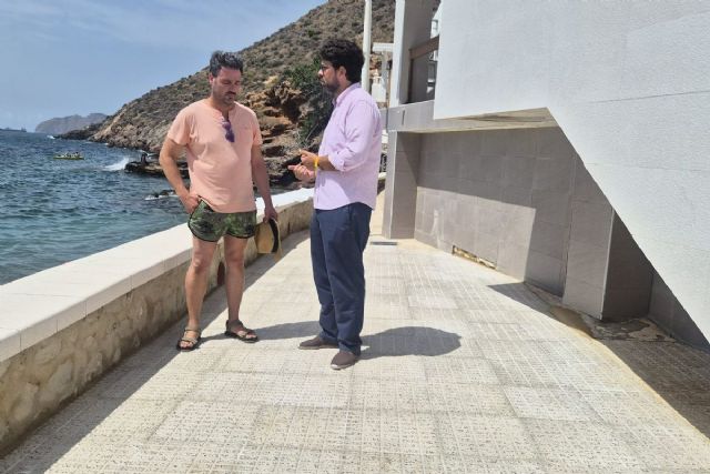 El Ayuntamiento finaliza las obras en la escollera de El Port�s y garantiza un acceso seguro a vecinos y visitantes