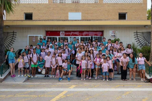 El Campamento Urbano de Salesianos permite a 75 menores disfrutar de una semana de ocio y convivencia