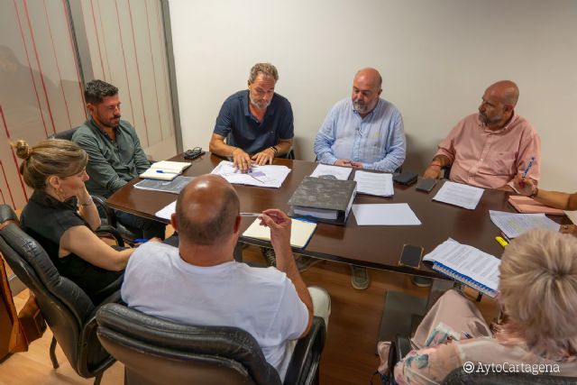 El Gobierno local explica el proyecto de Monte Sacro a los vecinos del Casco Hist�rico