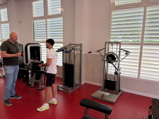 El gimnasio municipal incorpora nuevos sistemas de protecci�n solar