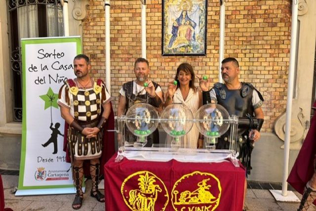 El n�mero 727, agraciado en el Sorteo Extraordinario de las fiestas de Carthagineses y Romanos