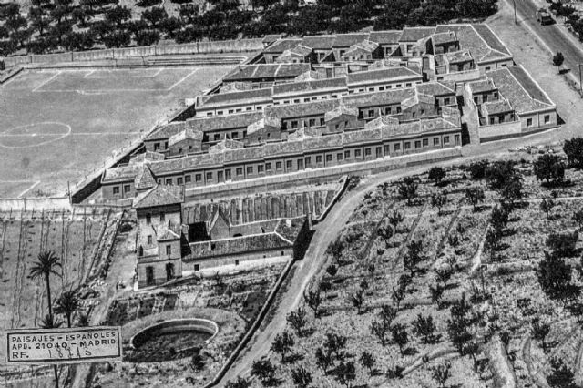 El Pleno aprueba por unanimidad seis homenajes en los espacios p�blicos de Alhama