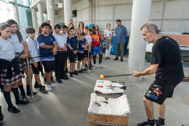 El Museo del Vidrio de Santa Luc�a vuelve a abrir sus puertas con talleres experienciales y visitas inmersivas