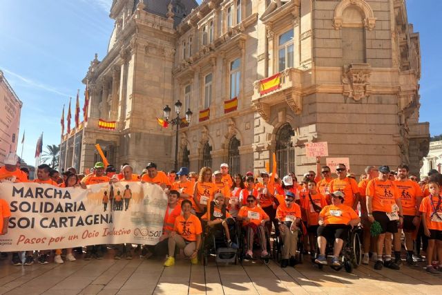 La I Marcha Solidaria SOI recorre Cartagena por el ocio inclusivo
