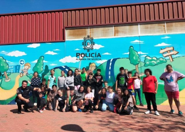 La Polic�a Local de Alhama de Murcia llevar� la educaci�n vial y la prevenci�n a los centros educativos del municipio