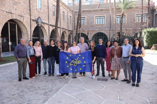 Los socios del proyecto europeo LIFE SuperGREENBlocks se re�nen en Cartagena para coordinar sus actuaciones