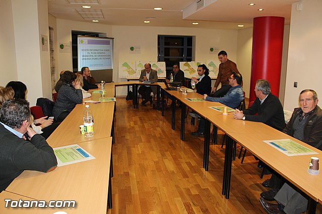 CEBAG apuesta por consensuar y aprobar en un año un nuevo PGMO basado en las directrices aprobadas unnimemente por el Pleno de 29-12-2011 - 11