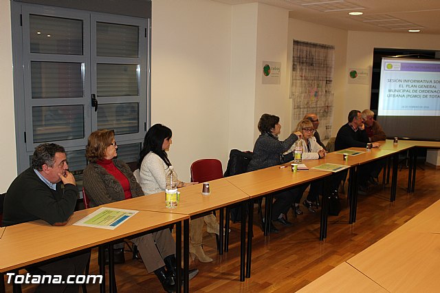 CEBAG apuesta por consensuar y aprobar en un año un nuevo PGMO basado en las directrices aprobadas unnimemente por el Pleno de 29-12-2011 - 12