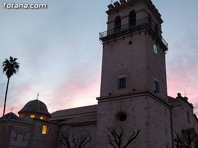 Los vecinos de Totana mostraron su devocin al Cristo de Medinaceli y a Jess Cautivo - 17