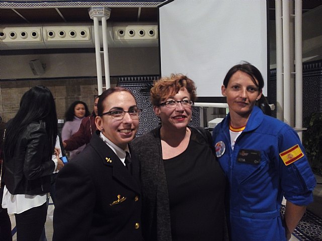 La Asociacin de Mujeres Rurales del Raiguero asisti al evento 